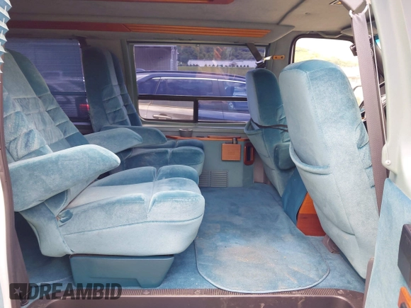 1994 Ford Econoline Cargo with VIN 1FDEE14N0RHA00870, listed as a IAAI auction lot 42620960 with 107,662 mi miles and . Bid and sale history available at DreamBid. Image 8.