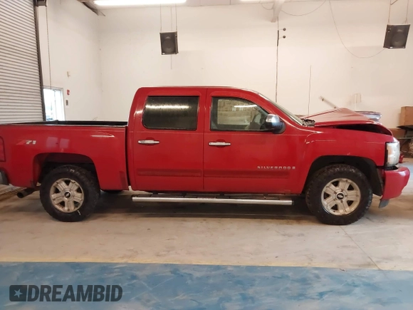 2007 Chevrolet Silverado 1500 Work Truck with VIN 2GCEC13J671516238, listed as a IAAI auction lot 41889211 with 209,895 mi miles and . Bid and sale history available at DreamBid. Image 13.