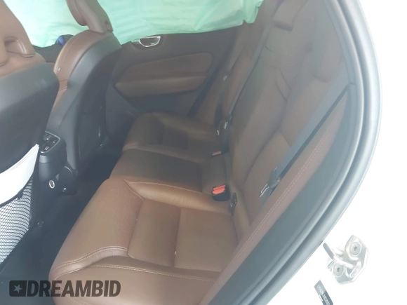 2019 Volvo XC60 Inscription with VIN LYVA22RL1KB220003, listed as a IAAI auction lot 42224905 with 92,273 mi miles and . Bid and sale history available at DreamBid. Image 8.