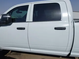 2024 Ram 2500 Tradesman with VIN 3C6UR5CLXRG222734, listed as a IAAI auction lot 41689397 with 4,685 mi miles and . Bid and sale history available at DreamBid. Image 14.