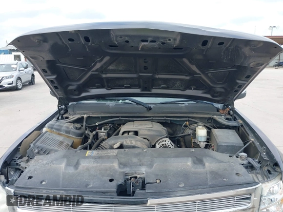 2010 Chevrolet Silverado 1500 LT with VIN 3GCRCSE03AG197651, listed as a IAAI auction lot 42053205 with 175,012 mi miles and . Bid and sale history available at DreamBid. Image 10.