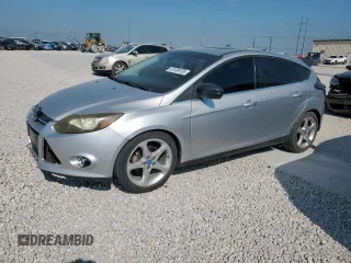 2012 Ford Focus Titanium with VIN 1FAHP3N21CL256702, listed as a Copart auction lot 53139135 with 182,375 mi miles and Salvage Title. Bid and sale history available at carsss.com. Image 1.