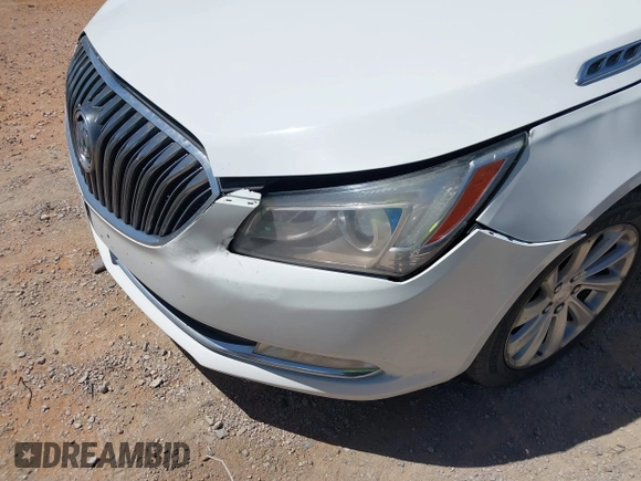 2016 Buick LaCrosse Leather with VIN 1G4GB5G31GF172921, listed as a IAAI auction lot 42101415 with 84,398 mi miles. Bid and sale history available at carsss.com. Image 6.
