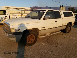 1997 Dodge 1500 z VIN 3B7HC13Z8VG716707, wystawiony jako Copart lot #79779974 z przebiegiem 248 974 mil mil oraz Czysty tytuł • Clean title. Historia ofert i sprzedaży dostępna na DreamBid. Obrazek 1.