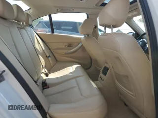 2013 BMW 3 Series 328i xDrive с VIN WBA3B3C52DF533516, выставлен на аукционе Copart как лот 60193335 с пробегом 104 446 миль миль и Списание • Salvage title. История ставок и продаж доступна на DreamBid. Изображение 10.