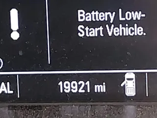 2022 Chevrolet Colorado 4WD LT z VIN 1GCHTCEN3N1223487, wystawiony jako IAAI lot #42404173 z przebiegiem 19 921 mil mil oraz . Historia ofert i sprzedaży dostępna na DreamBid. Obrazek 7.