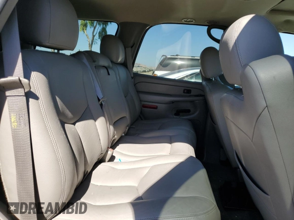 2005 Chevrolet Tahoe LT with VIN 1GNEC13T35R103206, listed as a Copart auction lot 74310784 with 128,780 mi miles and Salvage Title. Bid and sale history available at carsss.com. Image 11.