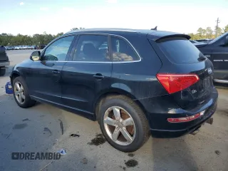 2010 Audi Q5 Premium Plus with VIN WA1LKAFP5AA101025, listed as a Copart auction lot 77333734 with 137,438 mi miles and Salvage title. Bid and sale history available at DreamBid. Image 2.