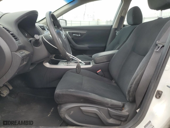2015 Nissan Altima 2.5 S with VIN 1N4AL3AP8FN311282, listed as a Copart auction lot 52934415 with 180,096 mi miles and Clean Title. Bid and sale history available at carsss.com. Image 7.