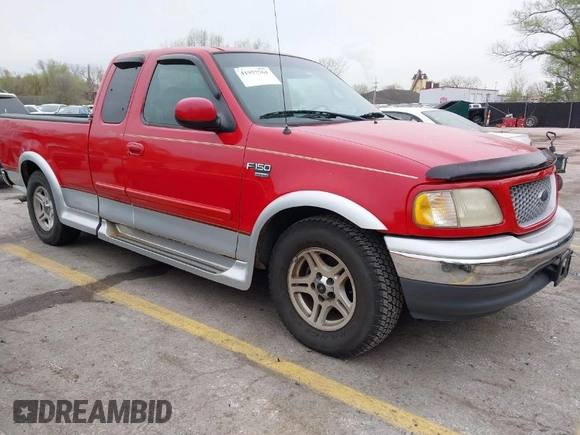 2000 Ford F-150 XL with VIN 1FTRX17L8YKA93634, listed as a IAAI auction lot 41957761 with 170,933 mi miles. Bid and sale history available at carsss.com. Image 1.