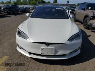 2019 Tesla Model S 100D with VIN 5YJSA1E41KF330631, listed as a Copart auction lot 55360295 with 52,245 mi miles and Salvage title. Bid and sale history available at DreamBid. Image 5.