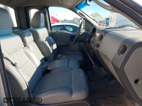 2008 Ford F-150 XL with VIN 1FTRF12258KC54345, listed as a IAAI auction lot 41011640 with 167,840 mi miles. Bid and sale history available at carsss.com. Image 5.