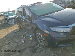 2024 Honda Odyssey EX-L with VIN 5FNRL6H69RB066846, listed as a Copart auction lot 52142105 with 9,117 mi miles and Salvage Title. Bid and sale history available at DreamBid. Image 11.