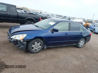 2005 Honda Accord LX z VIN JHMCM56465C004020, wystawiony jako IAAI lot #41852260 z przebiegiem 127 918 mil mil oraz . Historia ofert i sprzedaży dostępna na DreamBid. Obrazek 15.