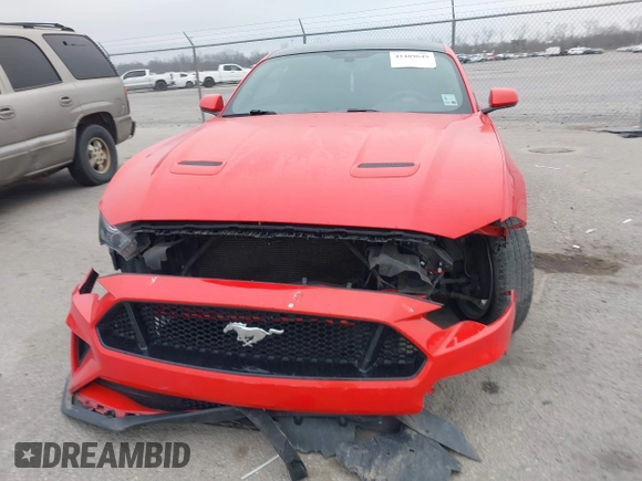 2019 Ford Mustang EcoBoost z VIN 1FA6P8TH7K5197377, wystawiony jako IAAI lot #41489649 z przebiegiem 70 550 mil mil oraz . Historia ofert i sprzedaży dostępna na DreamBid. Obrazek 12.