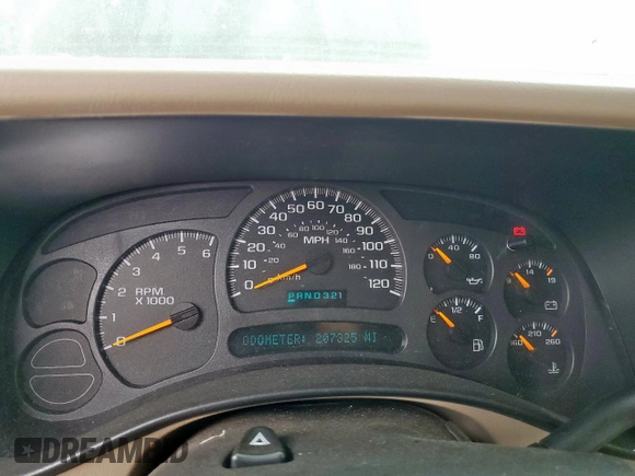 2003 Chevrolet Tahoe LT with VIN 1GNEC13Z83R193034, listed as a Copart auction lot 57474725 with 207,325 mi miles and Clean title. Bid and sale history available at DreamBid. Image 9.