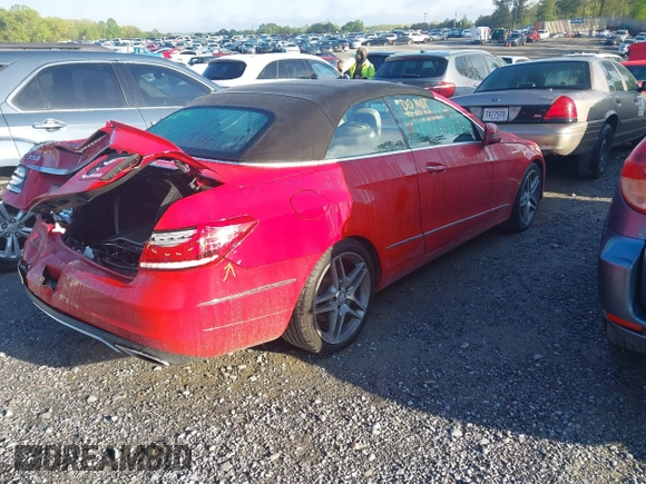 2014 Mercedes-Benz E 350 with VIN WDDKK5KF1EF261052, listed as a IAAI auction lot 42008190 with 64,822 mi miles and . Bid and sale history available at DreamBid. Image 4.