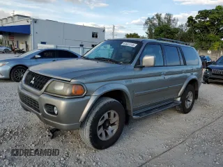 2002 Mitsubishi Montero z VIN JA4MT41R62J021195, wystawiony jako Copart lot #47021115 z przebiegiem 196 795 mil mil oraz Szkoda całkowita • Salvage title. Historia ofert i sprzedaży dostępna na DreamBid. Obrazek 1.