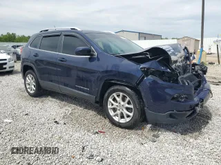 2016 Jeep Cherokee Latitude z VIN 1C4PJLCB2GW206650, wystawiony jako Copart lot #56567345 z przebiegiem 86 983 mil mil oraz Nie do naprawy • Non repairable. Historia ofert i sprzedaży dostępna na DreamBid. Obrazek 4.