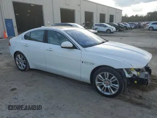 2019 Jaguar XE 20d Premium with VIN SAJAJ4FN5KCP47754, listed as a Copart auction lot 76053573 with 55,408 mi miles. Bid and sale history available at carsss.com. Image 4.
