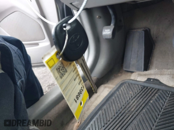 2005 Toyota Camry LE with VIN 4T1BF30K45U607301, listed as a IAAI auction lot 42199532 with Not Provided miles and . Bid and sale history available at DreamBid. Image 11.