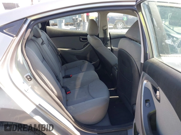 2012 Hyundai Elantra GLS z VIN KMHDH4AE5CU310634, wystawiony jako IAAI lot #42397828 z przebiegiem 120 503 mil mil oraz . Historia ofert i sprzedaży dostępna na DreamBid. Obrazek 8.