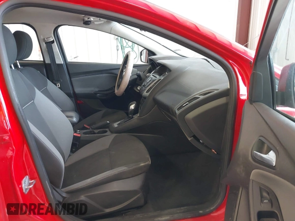 2013 Ford Focus SE with VIN 1FADP3F26DL159395, listed as a IAAI auction lot 42026763 with 165,259 mi miles. Bid and sale history available at carsss.com. Image 5.
