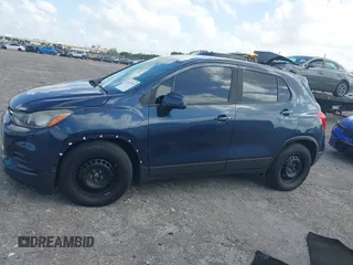 2018 Chevrolet Trax LS with VIN 3GNCJKSB4JL377396, listed as a IAAI auction lot 41943133 with 185,449 mi miles. Bid and sale history available at carsss.com. Image 14.