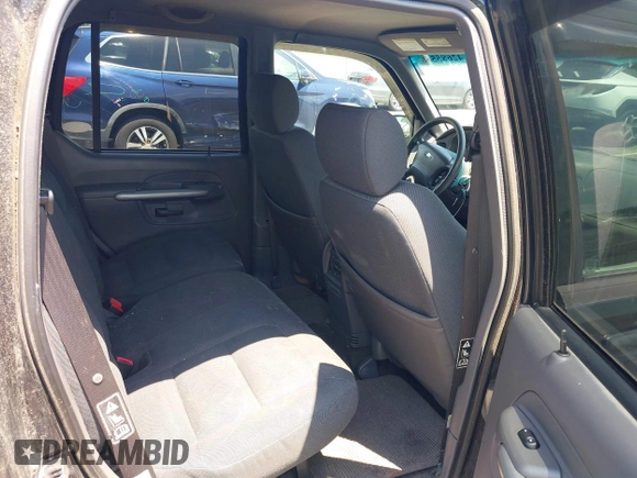 2002 Ford Explorer Sport Trac Value with VIN 1FMZU77E62UD42632, listed as a IAAI auction lot 42685586 with 175,863 mi miles and . Bid and sale history available at DreamBid. Image 8.