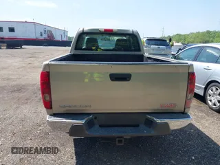2006 GMC Canyon z VIN 1GTCS198368140172, wystawiony jako IAAI lot #42156487 z przebiegiem 136 276 mil mil oraz . Historia ofert i sprzedaży dostępna na DreamBid. Obrazek 16.