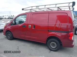 2018 Nissan NV200 SV z VIN 3N6CM0KN5JK702879, wystawiony jako IAAI lot #41775730 z przebiegiem 298 326 mil mil oraz . Historia ofert i sprzedaży dostępna na DreamBid. Obrazek 15.