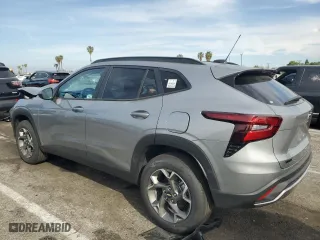 2025 Chevrolet Trax LT with VIN KL77LHEP0SC088430, listed as a Copart auction lot 51045945 with 3,182 mi miles and Salvage Title. Bid and sale history available at carsss.com. Image 2.