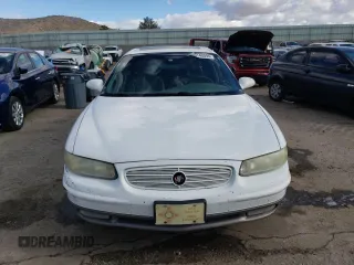 2000 Buick Regal GS with VIN 2G4WF5518Y1321965, listed as a Copart auction lot 40140094 with 201,926 mi miles and Salvage Title. Bid and sale history available at carsss.com. Image 5.