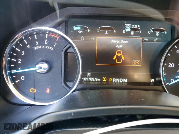 2018 Ford Expedition Max XLT с VIN 1FMJK1HT8JEA17440, выставлен на аукционе Copart как лот 42983395 с пробегом 161 769 миль миль и Чистый • Clean title. История ставок и продаж доступна на DreamBid. Изображение 9.