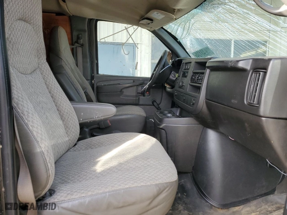 2008 Chevrolet Express Cargo Van with VIN 1GCFG15X781173411, listed as a Copart auction lot 84648134 with 56,662 mi miles and Salvage Title. Bid and sale history available at carsss.com. Image 7.