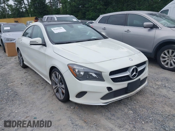 2018 Mercedes-Benz CLA 250 z VIN WDDSJ4EBXJN514990, wystawiony jako IAAI lot #42442189 z przebiegiem 120 236 mil mil oraz . Historia ofert i sprzedaży dostępna na DreamBid. Obrazek 1.