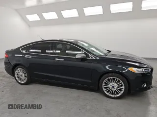 2014 Ford Fusion SE with VIN 3FA6P0HD0ER111769, listed as a Copart auction lot 48015835 with 109,963 mi miles and Clean Title. Bid and sale history available at carsss.com. Image 4.
