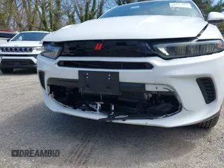 2024 Dodge Hornet R/T with VIN ZACPDFCW8R3A28634, listed as a IAAI auction lot 42019630 with 19,029 mi miles and . Bid and sale history available at DreamBid. Image 6.
