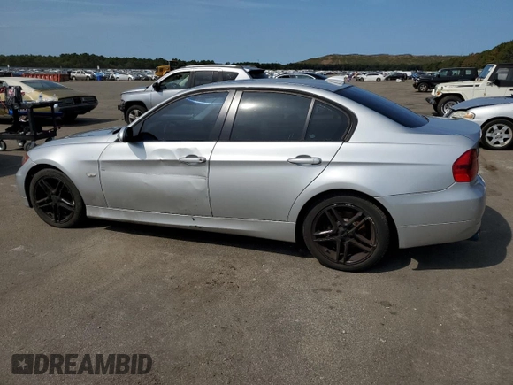 2006 BMW 3 Series 325i with VIN WBAVB13576KX37073, listed as a Copart auction lot 71887394 with 101,788 mi miles and Clean Title. Bid and sale history available at carsss.com. Image 2.