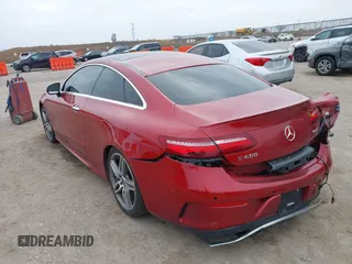 2018 Mercedes-Benz E-Class E 400 with VIN WDD1J6GB2JF022968, listed as a IAAI auction lot 41499016 with 88,559 mi miles. Bid and sale history available at carsss.com. Image 3.
