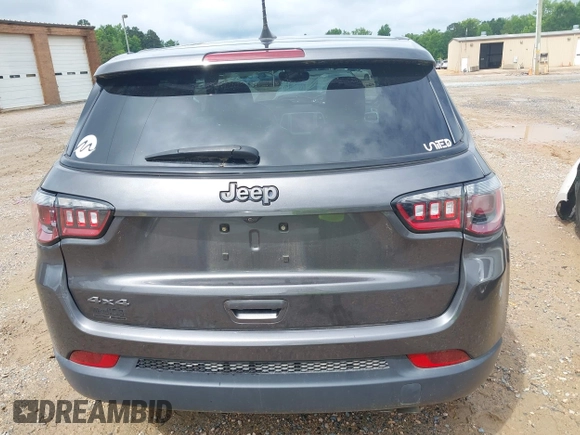 2021 Jeep Compass 80th Anniversary z VIN 3C4NJDEB5MT516982, wystawiony jako IAAI lot #42441681 z przebiegiem 37 414 mil mil oraz . Historia ofert i sprzedaży dostępna na DreamBid. Obrazek 16.