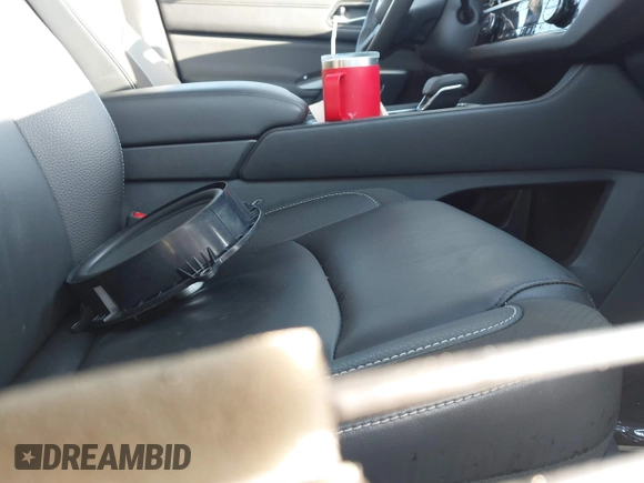 2024 Nissan Pathfinder SL с VIN 5N1DR3CD8RC310010, выставлен на аукционе IAAI как лот 41826608 с пробегом 6 079 миль миль и . История ставок и продаж доступна на DreamBid. Изображение 5.