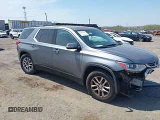 2019 Chevrolet Traverse LT Cloth z VIN 1GNEVGKW0KJ263711, wystawiony jako IAAI lot #42101514 z przebiegiem 73 782 mil mil oraz . Historia ofert i sprzedaży dostępna na DreamBid. Obrazek 1.