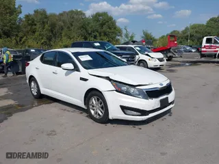 2013 Kia Optima LX with VIN KNAGM4A77D5386704, listed as a IAAI auction lot 40276662 with 144,874 mi miles. Bid and sale history available at carsss.com. Image 1.