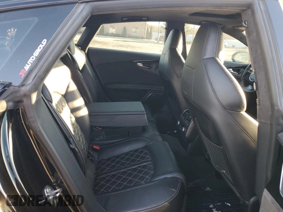 2018 Audi S7 Prestige z VIN WAU2FAFC1JN003800, wystawiony jako Copart lot #40875184 z przebiegiem 65 945 mil mil oraz . Historia ofert i sprzedaży dostępna na DreamBid. Obrazek 10.