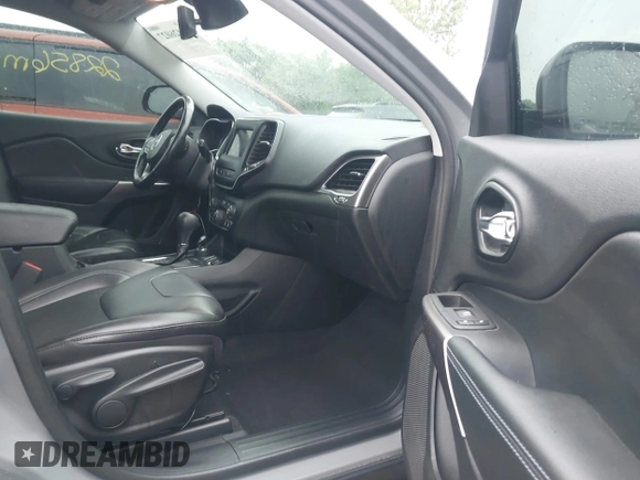2021 Jeep Cherokee Latitude Plus with VIN 1C4PJMLB4MD101492, listed as a IAAI auction lot 42426027 with 22,856 mi miles and . Bid and sale history available at DreamBid. Image 5.