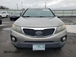 2011 Kia Sorento EX with VIN 5XYKUDA2XBG090551, listed as a Copart auction lot 51905645 with 192,958 mi miles and Clean Title. Bid and sale history available at carsss.com. Image 5.
