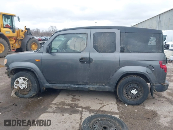 2011 Honda Element LX with VIN 5J6YH1H30BL001287, listed as a IAAI auction lot 42000725 with 207,016 mi miles and . Bid and sale history available at DreamBid. Image 15.