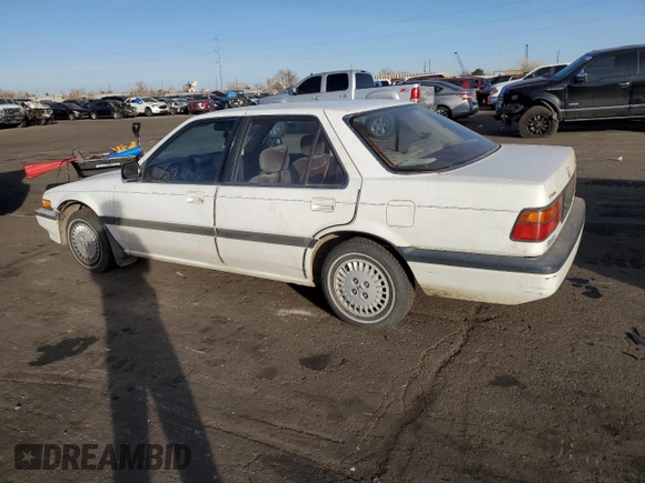 1987 Honda Accord z VIN JHMCA5633HC044303, wystawiony jako Copart lot #85697384 z przebiegiem 19 871 mil mil oraz Nie do naprawy • Non repairable. Historia ofert i sprzedaży dostępna na DreamBid. Obrazek 2.