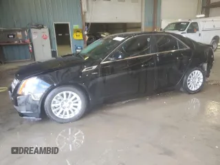 2011 Cadillac CTS Luxury z VIN 1G6DG5EY5B0151060, wystawiony jako Copart lot #52703325 z przebiegiem 133 586 mil mil oraz Szkody całkowita. Historia ofert i sprzedaży dostępna na DreamBid. Obrazek 1.